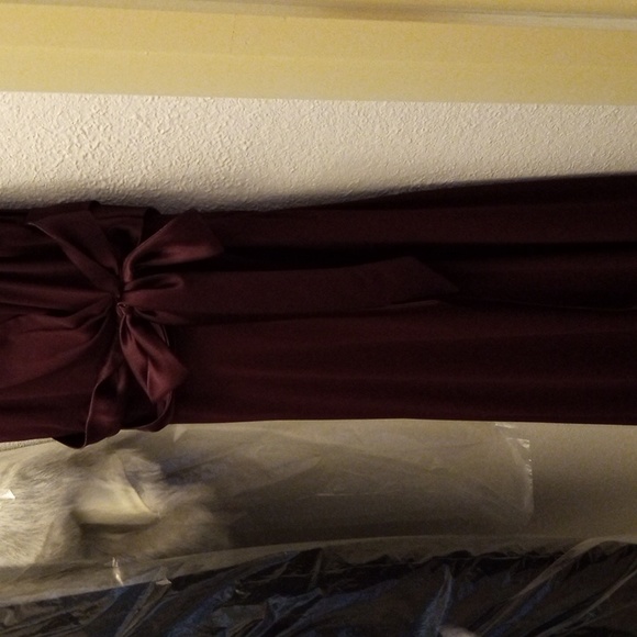 Dress - Picture 3 of 4